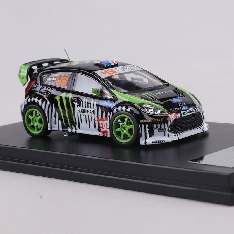 DCM 1/64 フォード フィエスタ ST & フォーカス - Building Blocks のレビューと価格
